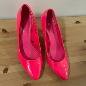 H&M Hot Neon Pink Faux Leather Pumps Size 7